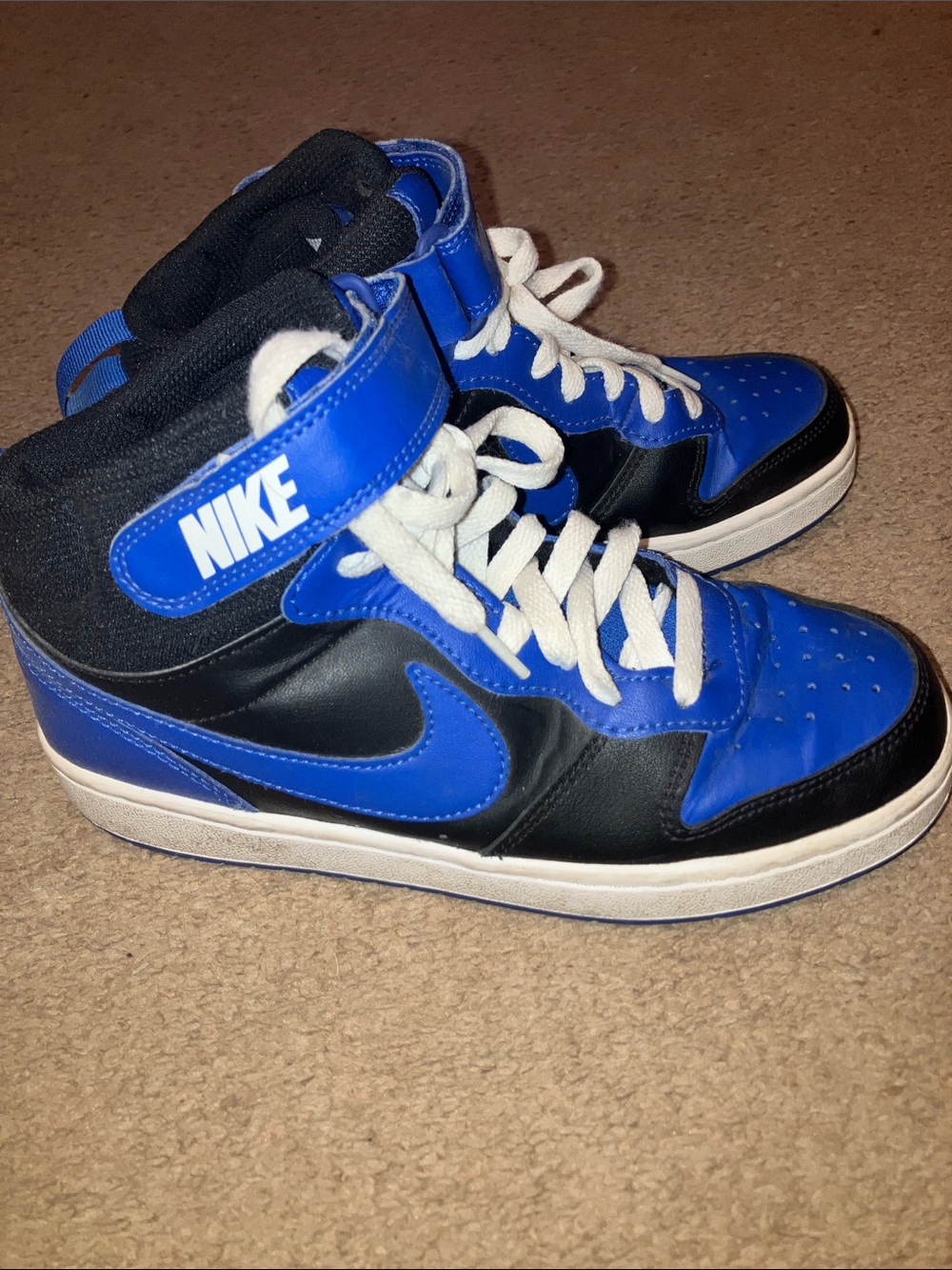 Nike High-Top Sneakers in Blue, Black and White